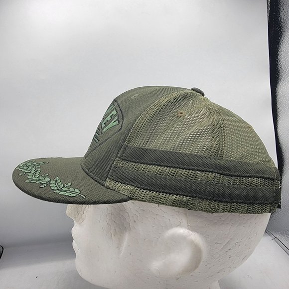 Hurley Green Embroidered Trucker Hat Adjustable Breathable Lightweight Casual - Picture 2 of 10